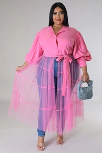 Detail of plus size pink shirt dress featuring sheer mesh拼接 and puff sleeves