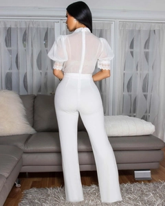 Eleganter weißer Jumpsuit mit Spitzen-Patchwork-Puffärmeln und weitem Hosenbein-Design