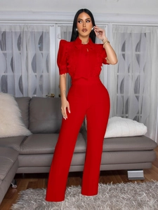 Elegantes rotes Damen-Set mit Spitzen-Patchwork-Bluse und weit geschnittener Hose