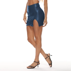 Detailed view of dark blue shiny PU leather mini skirt with high waist and side slit