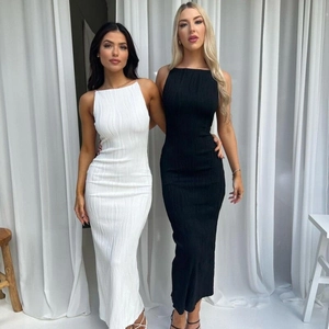 Women Elegant Pleated Sleeveless Maxi Dress Sexy Backless Halter Neck Slim Fit High Waist Solid Color Formal Party Dress