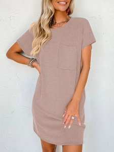 Robe décontractée rose à rayures pour femmes avec manches courtes et poche poitrine