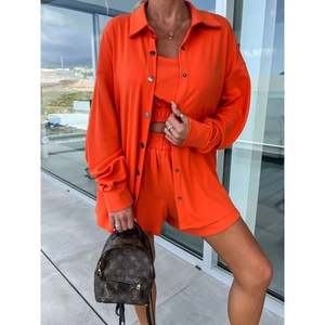 Ensemble 3 pièces décontracté pour femme en orange vif avec chemise et short