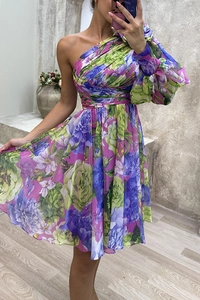Detail of one-shoulder floral dress featuring lantern sleeves and waist pleat design