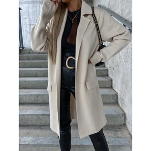 Elegante cappotto midi in lana bianco panna da donna con revers classici e tasche laterali