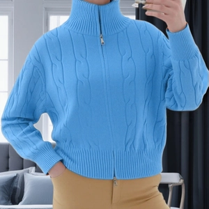 Gilet en maille torsadée bleu vif avec double fermeture éclair et col montant décontracté