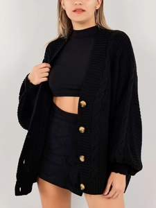 Gilet noir pour femme en maille torsadée avec boutons et coupe oversize moderne