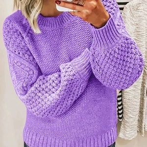 Women's purple chunky knit sweater with round neck and balloon sleeves in casual style