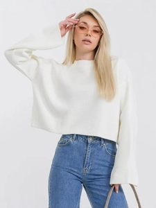 Maglione corto in maglia bianca a maniche lunghe con girocollo e polsini a coste