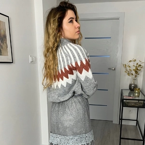 Ethnic knit sweater for women with grey diamond pattern and elegant lace hem detail