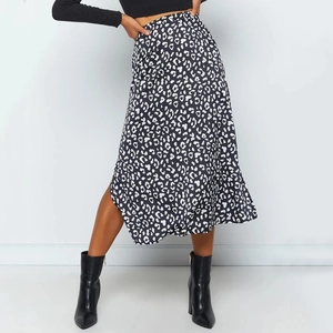 Damen Midi-Rock mit Leopardenmuster, hoher Taille und elegantem Seitenschlitz im A-Linien-Stil