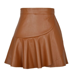 Mini-jupe taille haute en similicuir marron avec volants et ourlet asymétrique chic