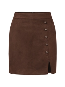 Jupe courte en daim marron foncé à taille haute avec boutons métalliques et fente latérale