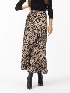 Elegante gonna lunga in raso leopardata a vita alta con silhouette fluida alla caviglia