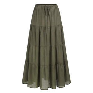 Vue détaillée d'une jupe longue vert olive avec taille élastique et cordon de serrage réglable