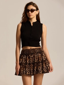 Detailansicht des gestuften Leoparden-Rocks mit elastischer geraffter Taille für Damen