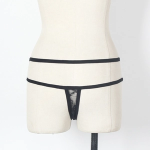 String sexy en dentelle noire pour femmes avec un design minimaliste à double sangle de taille