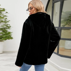 Veste courte à capuche en fourrure synthétique noire pour femme avec fermeture éclair