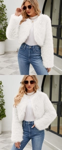 Détail de la veste courte en fausse fourrure blanche montrant sa texture douce et sa coupe
