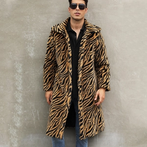 Manteau long pour homme en fausse fourrure à motif zébré jaune et noir avec grand col