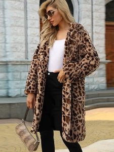Chic leopard print faux fur coat in mid-length with classic notch lapel for women