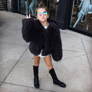 Chic dark faux fur short jacket for girls in collarless style with plush texture