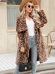 Manteau long à imprimé léopard en fausse fourrure avec revers style urbain pour femme