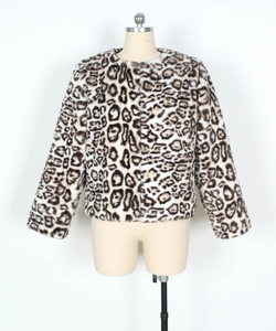 Detail view of the soft faux fur texture and classic leopard print pattern on the jacket