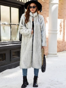 Manteau long en fausse fourrure de renard gris clair pour femme avec col montant