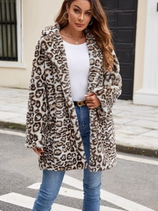 Manteau en fausse fourrure léopard pour femme avec grand revers et peluche épaisse