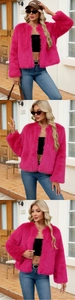 Detail einer leuchtend rosaroten Webpelzjacke für Damen mit flauschiger Langhaar-Struktur