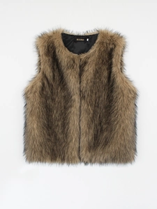 Detail view of the soft faux fur texture and inner black satin lining with brand label