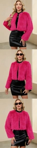 Détail d'une veste courte en fausse fourrure pour femme en rouge rose à texture pelucheuse