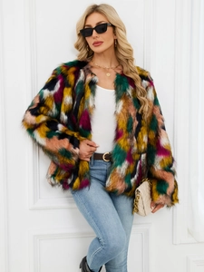 Veste en fausse fourrure colorée pour femme avec patchwork multicolore et manches longues