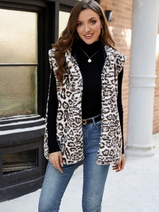 Mid-length leopard print faux fur vest for women styled with casual denim jeans