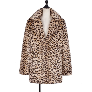 Detailed texture of leopard print faux fur coat with large collar and soft pile