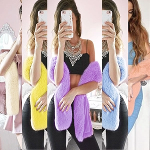 Sciarpa da donna in finta pelliccia di volpe nei colori beige giallo viola blu e rosa