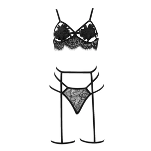 Vue détaillée d'un ensemble lingerie dentelle noire avec motifs floraux et cils dentelle