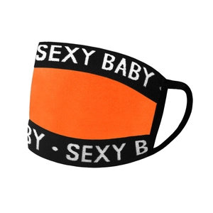 Détail du masque respirant orange avec bordure noire et lettrage Sexy Baby