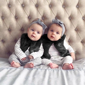 Modische Kinder Kunstpelz Weste und Stirnband Set für warme Baby Winter Outfit Stylings
