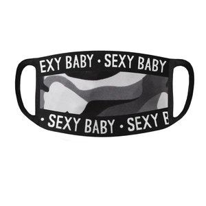 Détail du masque camouflage lavable avec sangle à lettrage SEXY BABY style urbain