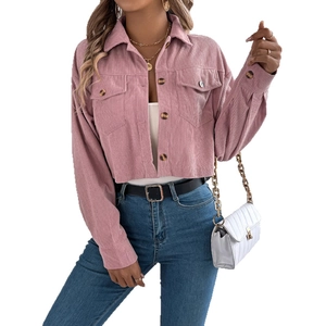 Roze corduroy cropped jasje met zakken aan de voorkant en knopen voor dames