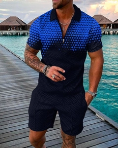 Ensemble polo pour homme avec motif à carreaux dégradé bleu et noir en extérieur