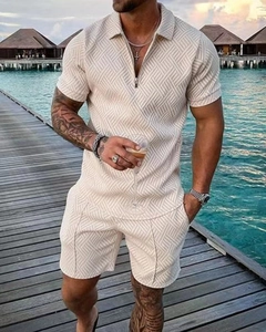 Ensemble polo d'été pour homme avec texture gaufrée beige et haut ajusté à fermeture éclair