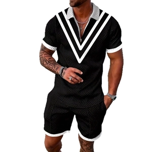 Men's summer casual polo shirt and shorts set with 3D geometric texture and V-stripe