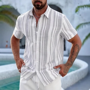Camicia da uomo estiva a maniche corte, vestibilità slim a righe grigie e bianche