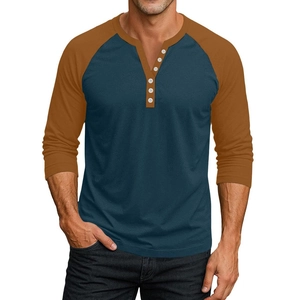 Haut Henley pour homme à manches raglan bicolores avec cinq boutons et coupe décontractée