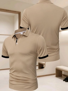 Vues avant et arrière du polo de golf kaki pour hommes avec détails contrastés noirs