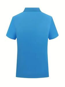 Vue arrière d'un polo bleu vif à manches courtes montrant une coupe droite standard