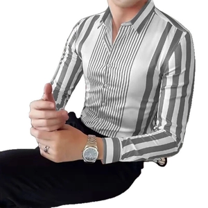 Chemise homme à manches longues coupe ajustée à rayures verticales gris et blanc à revers